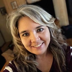 Meet your Posher, Deeanna